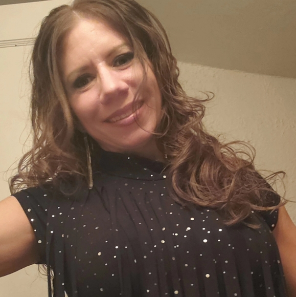 Meet your Posher, Christina - Picture 4 of 8